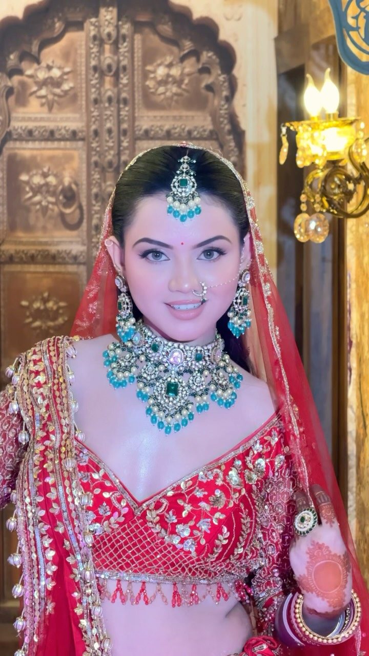 Bride in red lehenga
